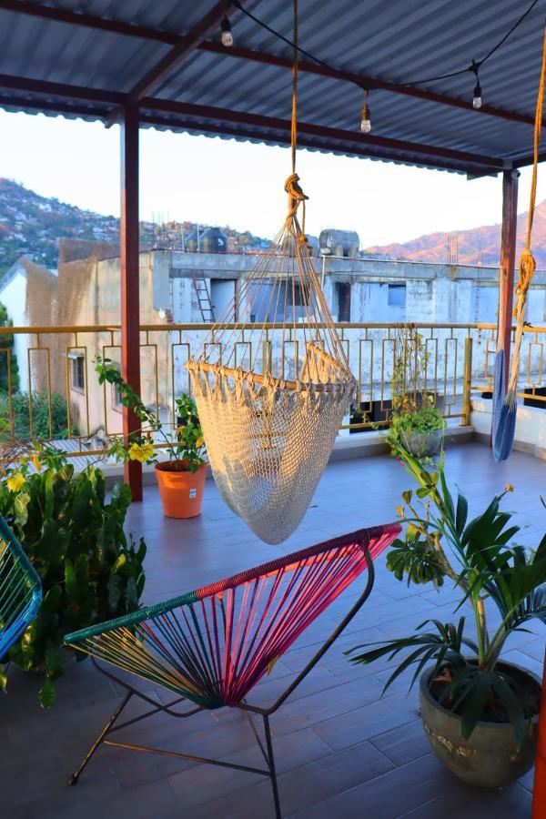 Hotel Casa Mandarine , Amazing Private Rooms W Balcony, Rooftop, Hammocks, Ac, Smartv, 100Mbs! Zihuatanejo Eksteriør billede