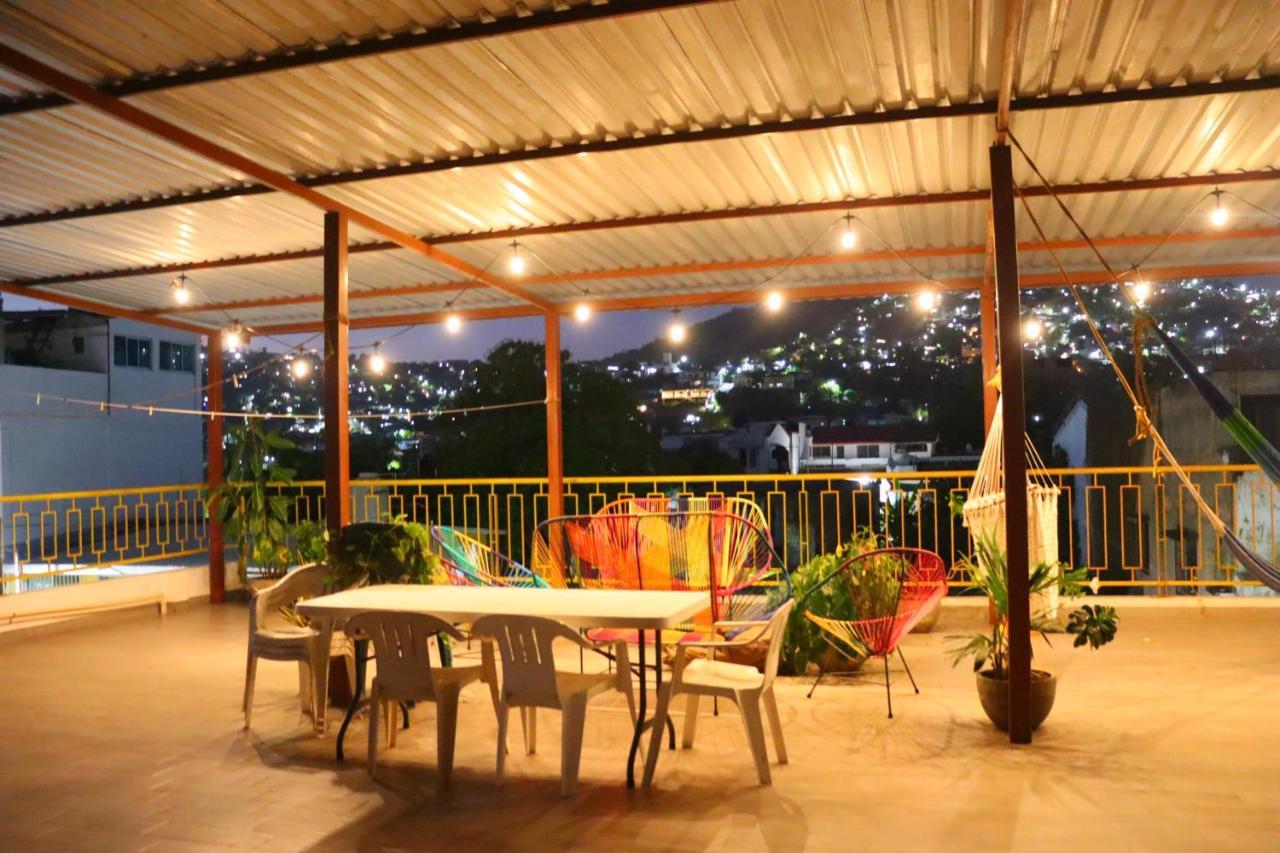Hotel Casa Mandarine , Amazing Private Rooms W Balcony, Rooftop, Hammocks, Ac, Smartv, 100Mbs! Zihuatanejo Eksteriør billede